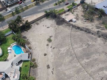 GRAN TERRENO DE 2,651 M² EN EL SOL DE LA MOLINA – IDEAL PARA PROYECTOS INMOBILIARIOS