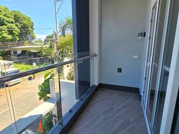 2 Storey SEMI FURNISHED House and Lot for sale in East Fairview near Commonwealth Avenue Quezon City
