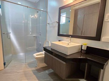 2 Storey SEMI FURNISHED House and Lot for sale in East Fairview near Commonwealth Avenue Quezon City