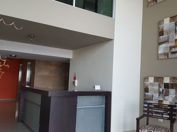 ¡Vendo! Departamento La Vista Towers 2 Dormitorios, Cerca City Mall La Rotonda