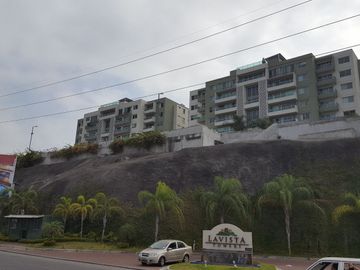 ¡Vendo! Departamento La Vista Towers 2 Dormitorios, Cerca City Mall La Rotonda