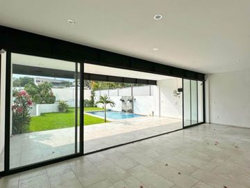 CASA EN ZONA DORADA - VISTA HERMOSA, CUERNAVACA