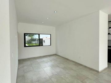 CASA EN ZONA DORADA - VISTA HERMOSA, CUERNAVACA