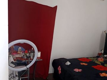 Se vende depto 2D, Serrano 611, Santa Isabel, Santiago