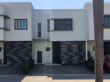 Casa en Puerto Vallarta en Venta