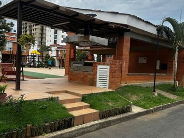 VENTA DE CAS EN CONDOMINIO EL PINO, JAMUNDI (VALLE)