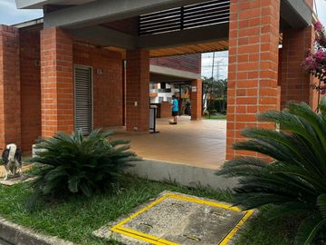 VENTA DE CAS EN CONDOMINIO EL PINO, JAMUNDI (VALLE)