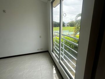 VENTA DE CAS EN CONDOMINIO EL PINO, JAMUNDI (VALLE)