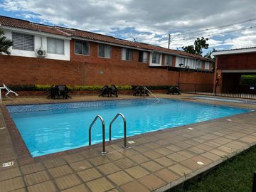 VENTA DE CAS EN CONDOMINIO EL PINO, JAMUNDI (VALLE)