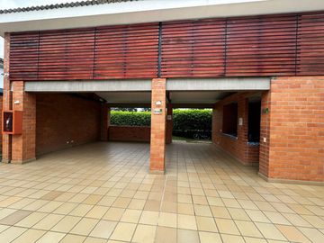 VENTA DE CAS EN CONDOMINIO EL PINO, JAMUNDI (VALLE)