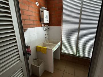 VENTA DE CAS EN CONDOMINIO EL PINO, JAMUNDI (VALLE)