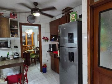 ¡Vendo Casa en Urdesa Central Sector Colegio Santo Domingo de Guzmán!