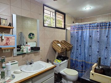 ¡Vendo Casa en Urdesa Central Sector Colegio Santo Domingo de Guzmán!