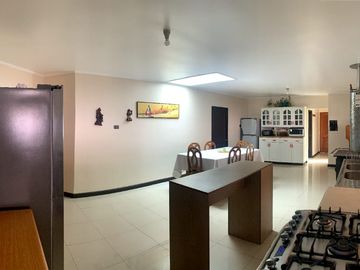 SE VENDE CASA CAMINO ANTUCO