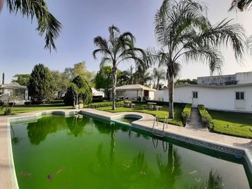 QUINTA EN VENTA EN CADEREYTA JIMENEZ NUEVO LEON, ZONA FRACC PRIVADO REAL DE PALMAS, TERR 2300 m2, A 10 MINUTOS DE AV ELOY CAVAZOS Y C JUAREZ SAN MATEO