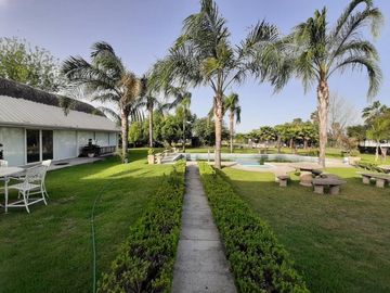 QUINTA EN VENTA EN CADEREYTA JIMENEZ NUEVO LEON, ZONA FRACC PRIVADO REAL DE PALMAS, TERR 2300 m2, A 10 MINUTOS DE AV ELOY CAVAZOS Y C JUAREZ SAN MATEO