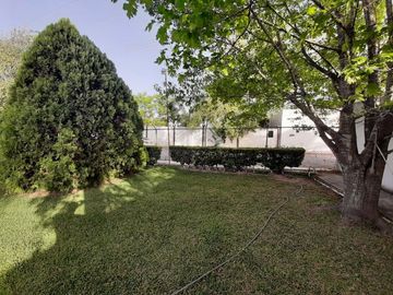 QUINTA EN VENTA EN CADEREYTA JIMENEZ NUEVO LEON, ZONA FRACC PRIVADO REAL DE PALMAS, TERR 2300 m2, A 10 MINUTOS DE AV ELOY CAVAZOS Y C JUAREZ SAN MATEO