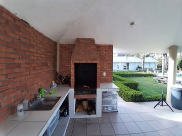 QUINTA EN VENTA EN CADEREYTA JIMENEZ NUEVO LEON, ZONA FRACC PRIVADO REAL DE PALMAS, TERR 2300 m2, A 10 MINUTOS DE AV ELOY CAVAZOS Y C JUAREZ SAN MATEO