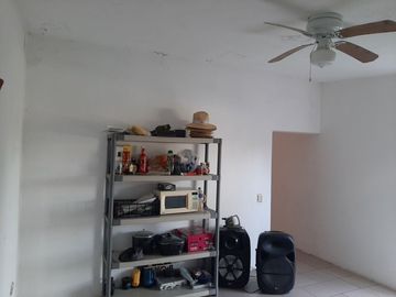 QUINTA EN VENTA EN CADEREYTA JIMENEZ NUEVO LEON, ZONA FRACC PRIVADO REAL DE PALMAS, TERR 2300 m2, A 10 MINUTOS DE AV ELOY CAVAZOS Y C JUAREZ SAN MATEO