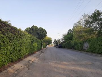 QUINTA EN VENTA EN CADEREYTA JIMENEZ NUEVO LEON, ZONA FRACC PRIVADO REAL DE PALMAS, TERR 2300 m2, A 10 MINUTOS DE AV ELOY CAVAZOS Y C JUAREZ SAN MATEO
