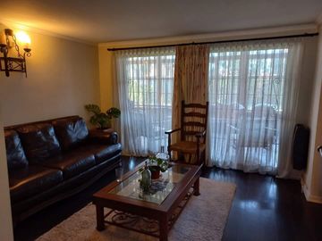Se vende casa , 200 M2 , en condominio Laguna del Sol, Padre Hurtado