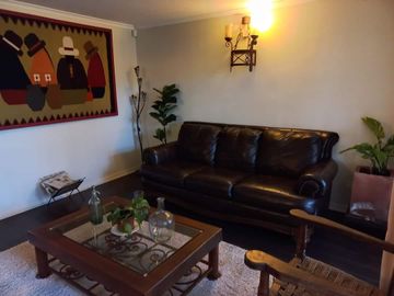 Se vende casa , 200 M2 , en condominio Laguna del Sol, Padre Hurtado