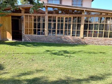 Se vende casa , 200 M2 , en condominio Laguna del Sol, Padre Hurtado