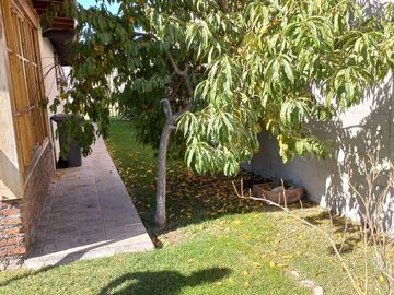 Se vende casa , 200 M2 , en condominio Laguna del Sol, Padre Hurtado