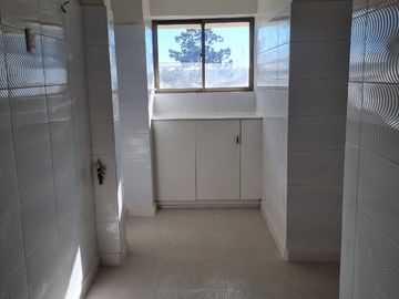 SE VENDE DEPARTAMENTO FRENTE PLAZA PINTO