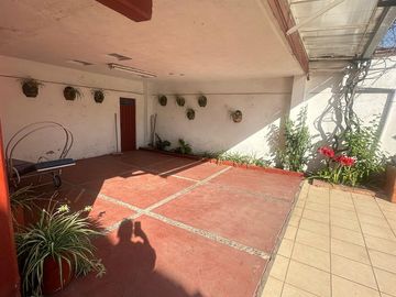 VENTA HERMOSA CASA EN XOCHIMILCO, STA CRUZ ALCALPIXCA, CDMX