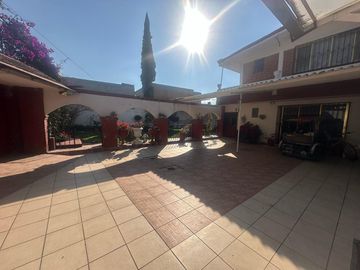 VENTA HERMOSA CASA EN XOCHIMILCO, STA CRUZ ALCALPIXCA, CDMX