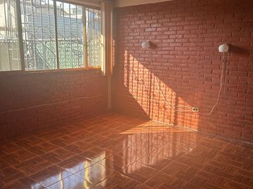 VENTA HERMOSA CASA EN XOCHIMILCO, STA CRUZ ALCALPIXCA, CDMX