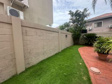 VENTA CASA ESTANCIAS DEL RIO SAMBORONDON
