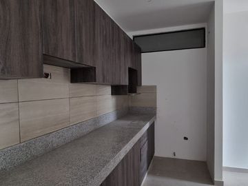 Vendo Departamento 2 Dormitorios Urbanización San Sebastián frente CC El Dorado