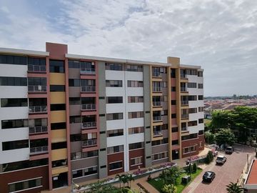Vendo Departamento 2 Dormitorios Urbanización San Sebastián frente CC El Dorado