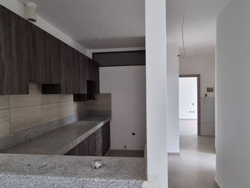Vendo Departamento 2 Dormitorios Urbanización San Sebastián frente CC El Dorado