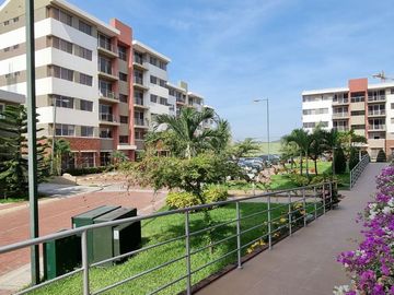 Vendo Departamento 2 Dormitorios Urbanización San Sebastián frente CC El Dorado