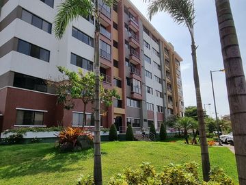 Vendo Departamento 2 Dormitorios Urbanización San Sebastián frente CC El Dorado