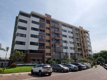 Vendo Departamento 2 Dormitorios Urbanización San Sebastián frente CC El Dorado