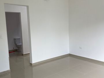SE VENDE HERMOSA CASA CON ALBERCA EN PLAYA DEL CARMEN DE ENTREGA INMEDIATA A 7 MINUTOS DE LA PLAYA