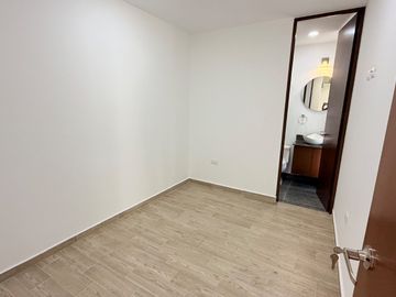 CASA SEMINUEVA EN VENTA EN PARQUE VERACRUZ LOMAS DE ANGELÓPOLIS PUEBLA CHOLULA