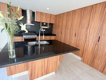 CASA SEMINUEVA EN VENTA EN PARQUE VERACRUZ LOMAS DE ANGELÓPOLIS PUEBLA CHOLULA