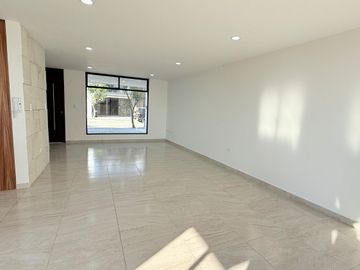 CASA SEMINUEVA EN VENTA EN PARQUE VERACRUZ LOMAS DE ANGELÓPOLIS PUEBLA CHOLULA