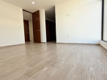 CASA SEMINUEVA EN VENTA EN PARQUE VERACRUZ LOMAS DE ANGELÓPOLIS PUEBLA CHOLULA