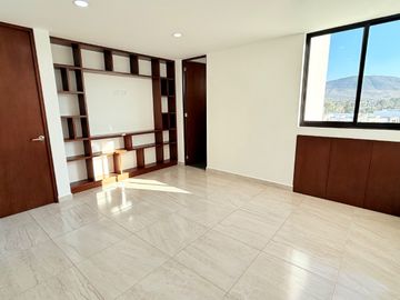 CASA SEMINUEVA EN VENTA EN PARQUE VERACRUZ LOMAS DE ANGELÓPOLIS PUEBLA CHOLULA