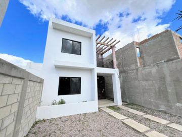 Casa Nueva en Venta en Tecate
