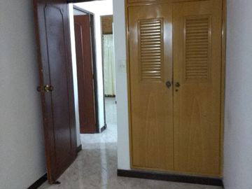 VENTA CASA VILLA DEL PRADO VEHICULAR - DOS PISOS (UNIFAMILIAR)