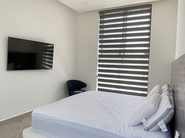 EN VENTA EXCLUSIVA RESIDENCIA CON ALBERCA PRIVADA EN PLAYA DEL CARMEN A 7 MINUTOS DE LA HERMOSA PLAYA XPU-HA
