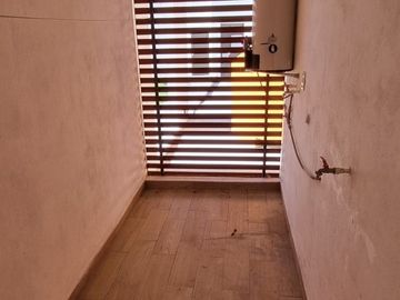 Se vende la torre de Departamentos, son 4 en total y cada uno con 2 recamaras. Se encuentra a 5 calles del Club Campestre.