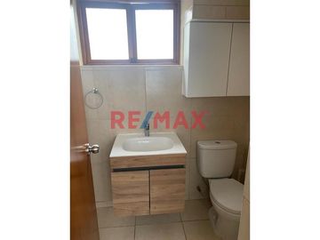 Alquiler Departamento Amoblado Y Equipado En 2Do Piso Vista A Parque